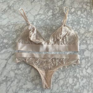 DKNY Lingerie Set
